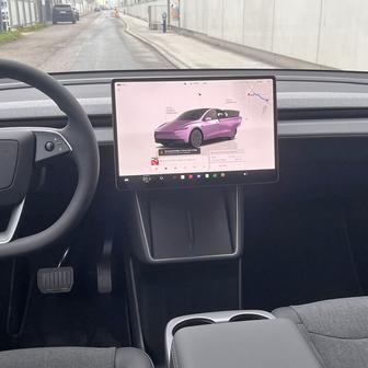 Tesla Model Y Standard