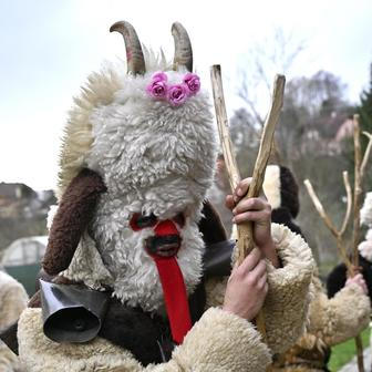 ČR; zábava; folklor; Vánoce; Lidečko. Mikuláš, čert,