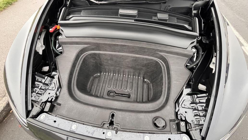 Tesla Model Y Standard