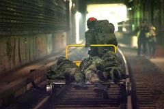 Německo, Berlín, metro vojenské cvičení, Rusko, Bundeswehr