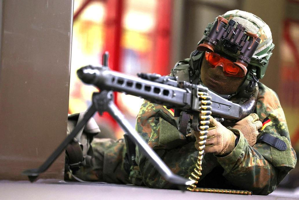 Německo, Berlín, metro vojenské cvičení, Rusko, Bundeswehr