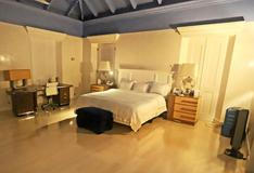 Jeffrey Epstein, ostrov, kriminalita, prostituce