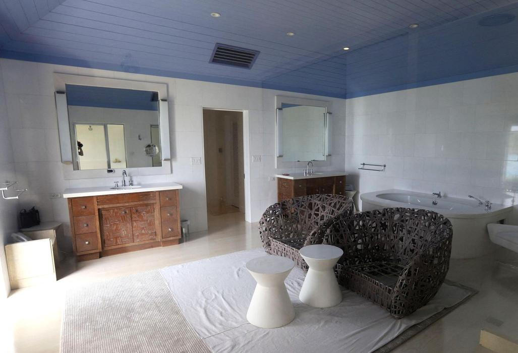 Jeffrey Epstein, ostrov, kriminalita, prostituce