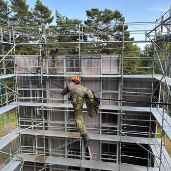 vojanda, vojínka, armáda, vojna, rodina, matka