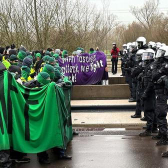 Německo, AFD, Alternativa pro Německo, Weidel. sjezd, Antifa, protest,  Generace Německo