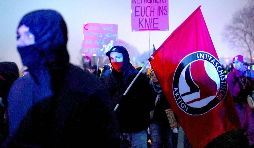 Německo, AFD, Alternativa pro Německo, Weidel. sjezd, Antifa, protest,  Generace Německo