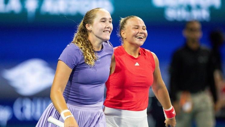 Mirra Andrejevová a Diana Šnajderová