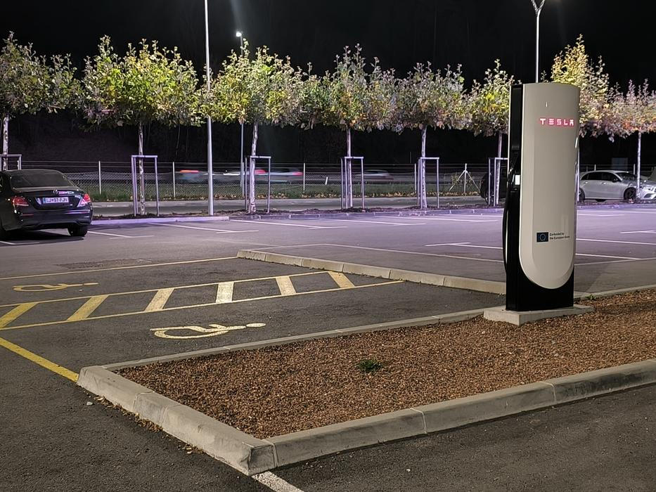 Vlastní stanici tu mají i handicapovaní motoristé.