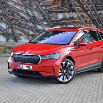 Škoda Enyaq odjíždí z STK s nepořízenou v jednom případě z deseti. Důvodem je nedostatečný účinek provozní brzdy.