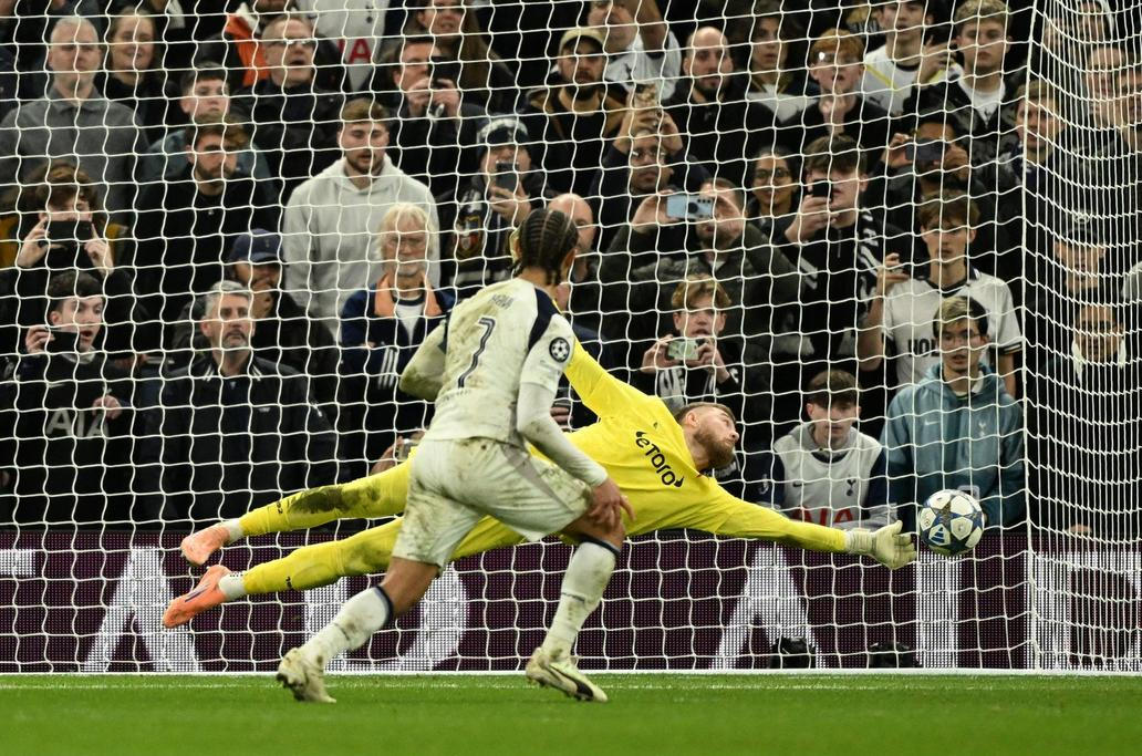 Tottenham - Slavia (Liga mistrů)