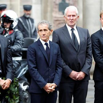 Mathias Lauda, Alain Prost, Helmut Marko a Nico Rosberg po zádušní mši za Nikiho Laudu ve vídeňské katedrále svatého Štěpána