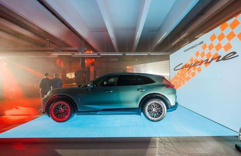 Porsche Cayenne Electric