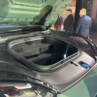 Porsche Cayenne Electric