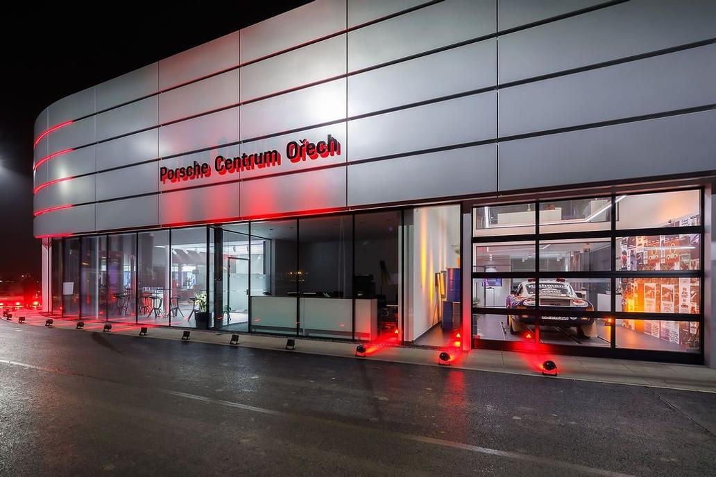 Porsche Cayenne Electric