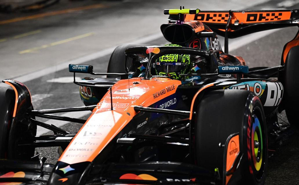 Lando Norris, McLaren v kvalifikaci na VC Abú Zabí 2025