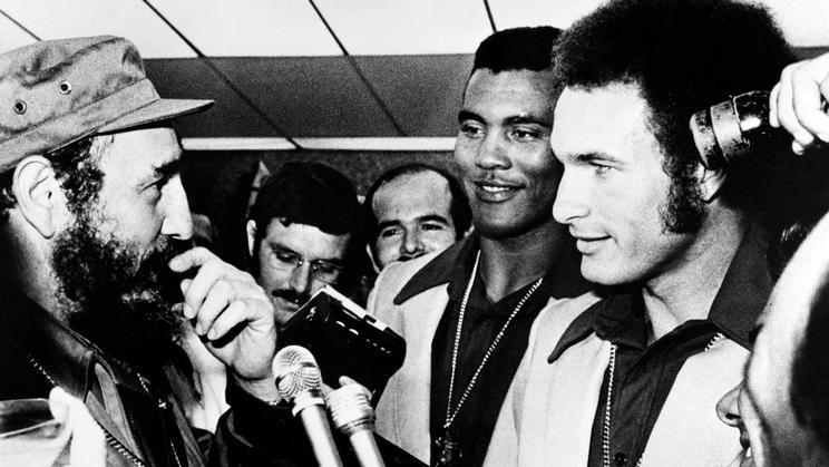 Fidel Castro a Alberto Juantorena