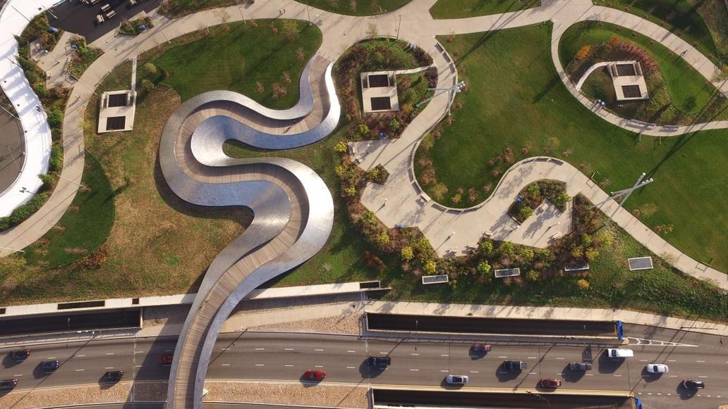 BP Pedestrian Bridge, Millennium Park, Chicago