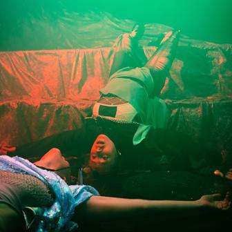 climax pomezí divadlo