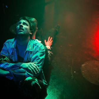 climax pomezí divadlo