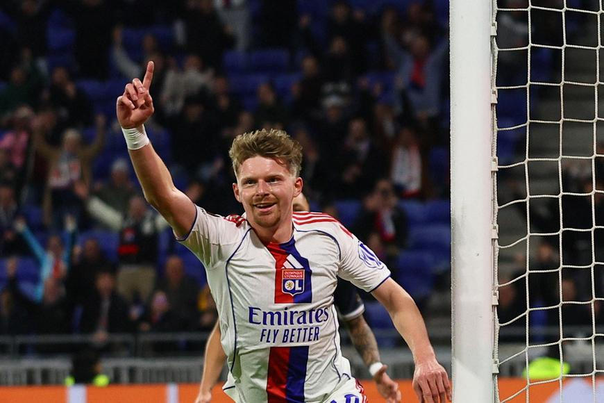 Šulc hrdinou. Prvním gólem v Evropské lize rozhodl o výhře Lyonu