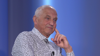 Vávra: Politici mají být osvícení a ukazovat směr. Prezidentovi Pavlovi se to daří