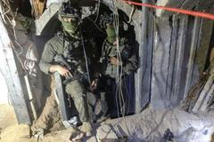 Labyrint pod Gazou: Tunely, zbraně a tělo vojáka, které na cestu domů čekalo 11 let