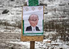 Ukrainian servicemen attend a military exercise between combat missions, in Kharkiv region