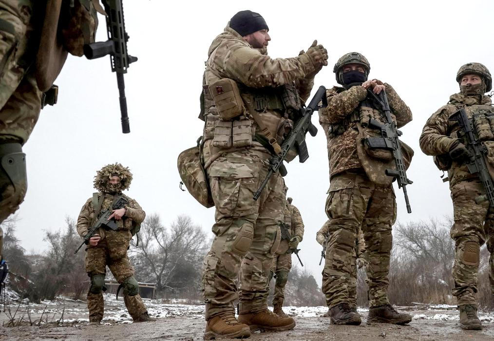 Ukrainian servicemen attend a military exercise between combat missions, in Kharkiv region