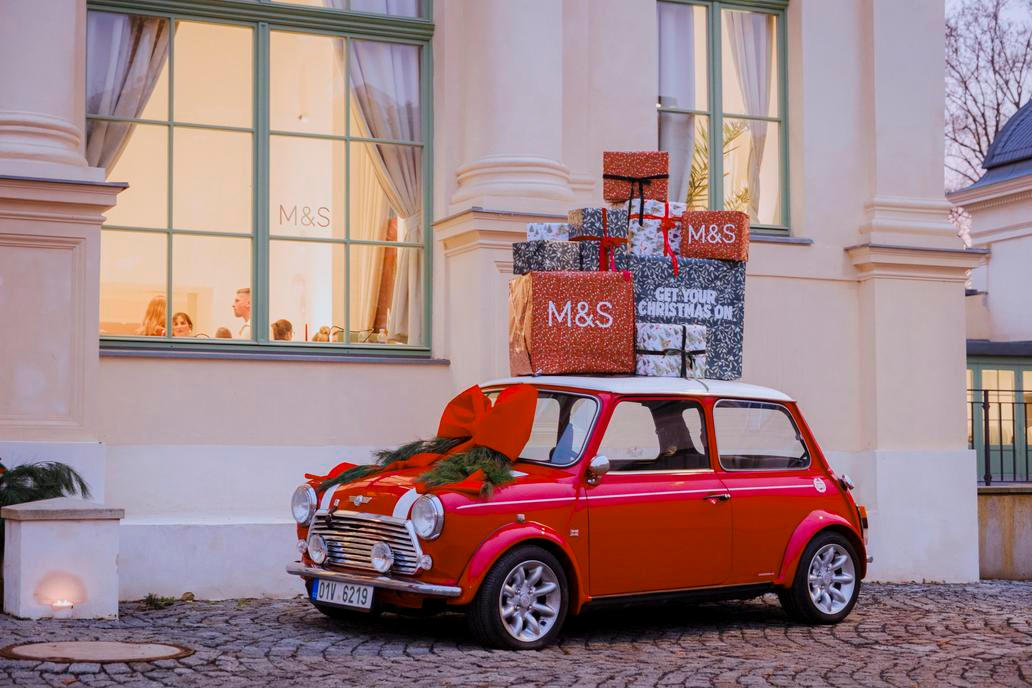 Vánoční večírek Marks&Spencer