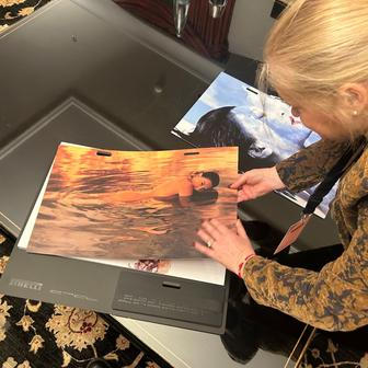 Reportáž z představení Pirelli kalendáře 2026