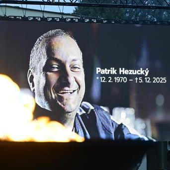 pohřeb Patrik Hezucký, fotografie, portrét, věčný oheň