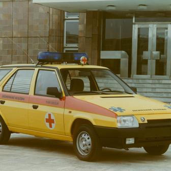 Hned na počátku výroby vznikla i zdravotnická úprava.