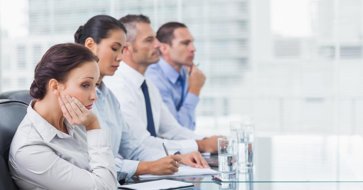 Nedostupnost bydlení tlačí mladé do rizikových investic