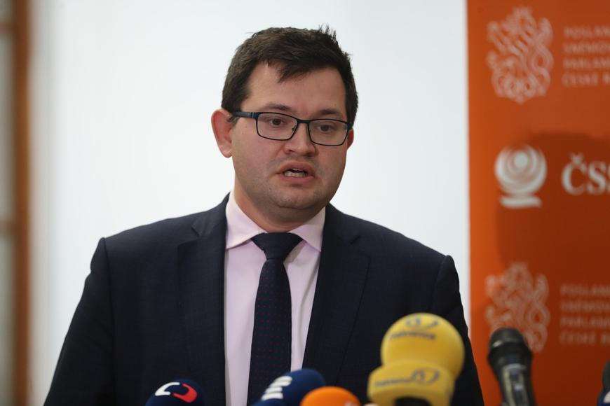 Odchod ze SOCDEM po zvolení Nedvěda ohlásil exministr Jan Chvojka