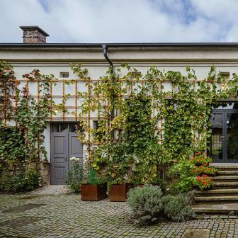 Pípalova dílna v Humpolci vstupuje do nové éry. Nabídne galerii, vinný bar i wellness