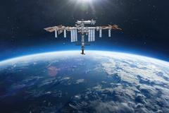 Mezinárodní vesmírná stanice zažívá v posledních dnech historický nápor kosmických lodí. V jeden čas jich tady kotvilo hned osm.