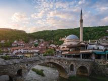 Před několika týdny o něm vydali knihu.