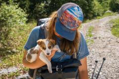 „Vždycky jsem cítil, že chci od života něco trochu jiného, než jak jsem ho dřív vedl," přibližuje.