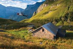 Na svatební cestu vyrazili na Greater Patagonian Trail opuštěnou divočinou, následoval Island a později okruh kolem domovského Slovenska.
