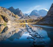 „A ona se na život dívala úplně stejně,“ popisuje. 

