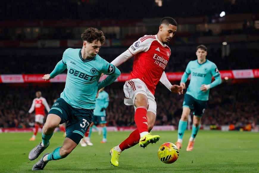 Zlomená srdce Vlků, Krejčí terčem nebývalé kritiky. Zničený Čech už se těší na únik