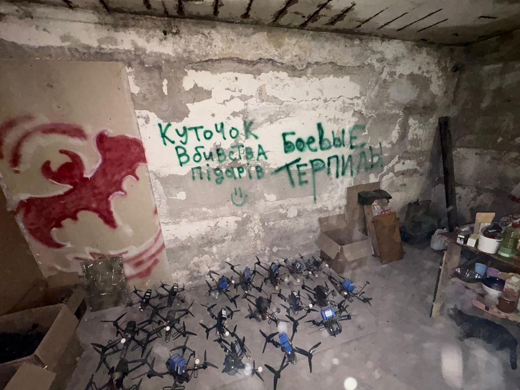 FPV drony připravené do akce