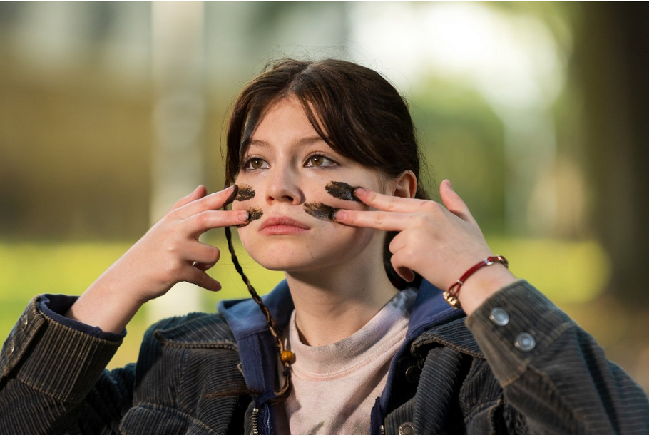 Sophia Šporclová ve Strachově snímku Máma.