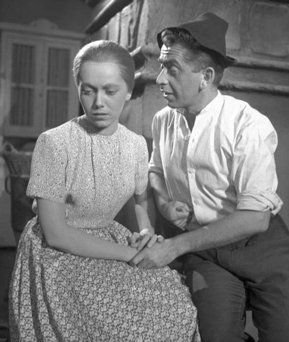 Jiřina Jirásková a Vlastimil Brodský 