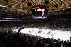 Newyorská Madison Square Garden během play off NHL 2014