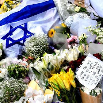 Chanuka je svátek naděje, v Sydney ji zhasli teroristé