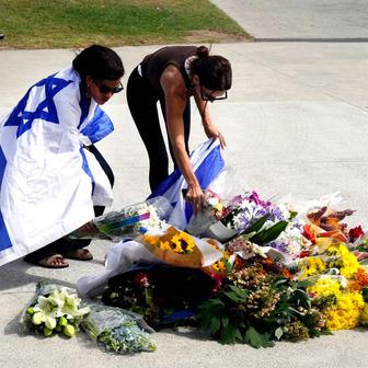 Chanuka je svátek naděje, v Sydney ji zhasli teroristé