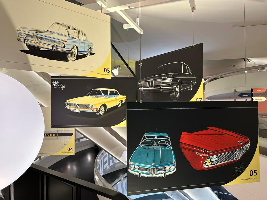 Kurátoři výstavy nashromáždili mnoho zajímavých skic, které na internetu jen tak neseženete...