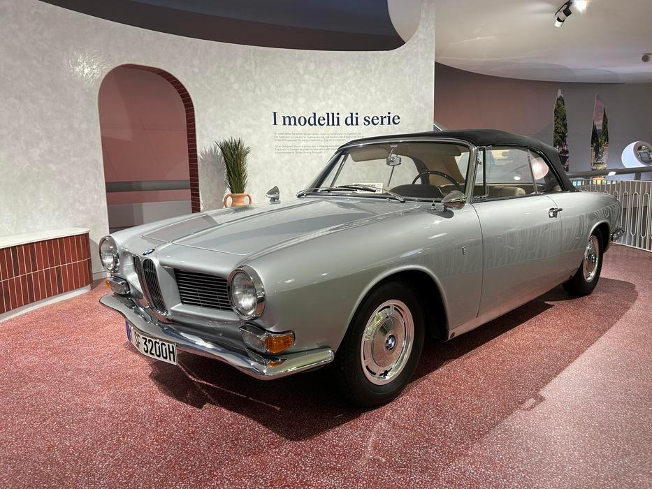 První BMW, kterému dal Giugiaro tvář. Vzniklo v jediném kuse pro tehdejšího majitele BMW Herberta Quandta.