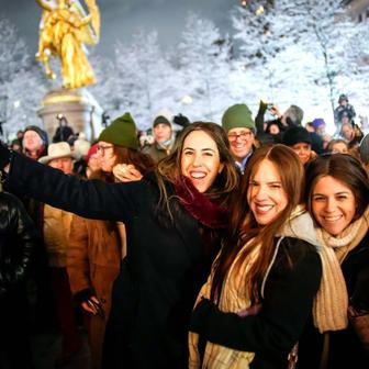 Chanuka: světlo radosti v moři slz